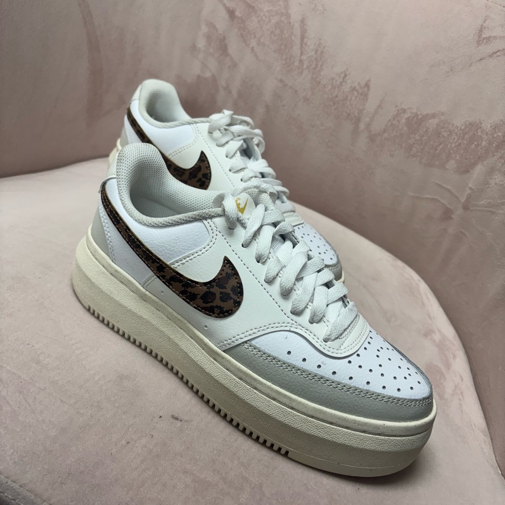 Nike Court Vision Alta